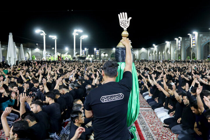 Photos: Afghan migrant mourning groups gather at Imam Reza Shrine