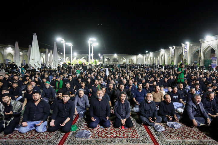 Photos: Afghan migrant mourning groups gather at Imam Reza Shrine