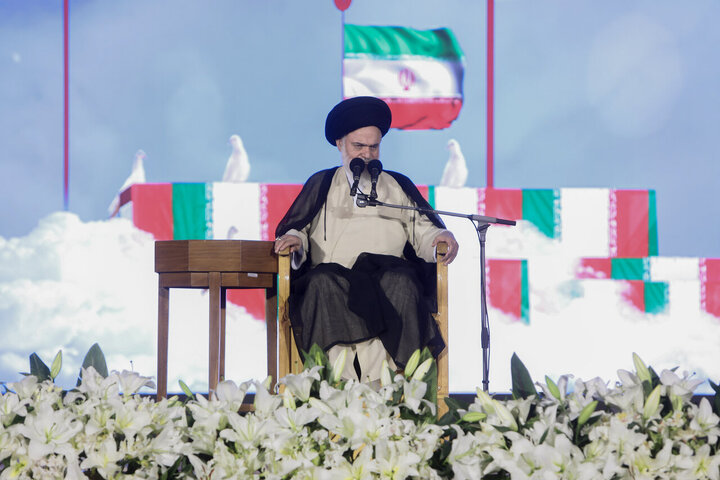 Photos: Commemoration ceremony for Iranian martyrs held at Imam Reza holy shrine