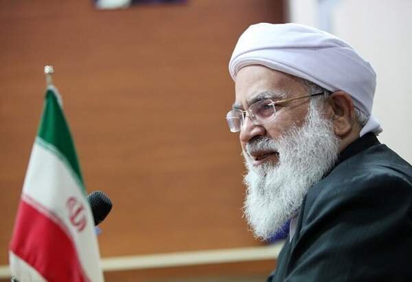 Muslim cleric stresses solidarity among all Abrahamic religions