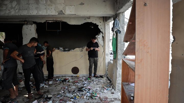 Photos: Israeli warplanes attack school in Jabalia refugee camp