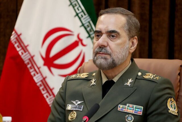 امیر آشتیانی: اگر بخواهیم برای ۱۰ سال بجنگیم، توان این کار را داریم