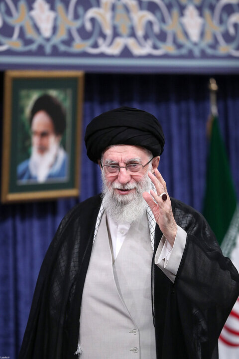 Leader