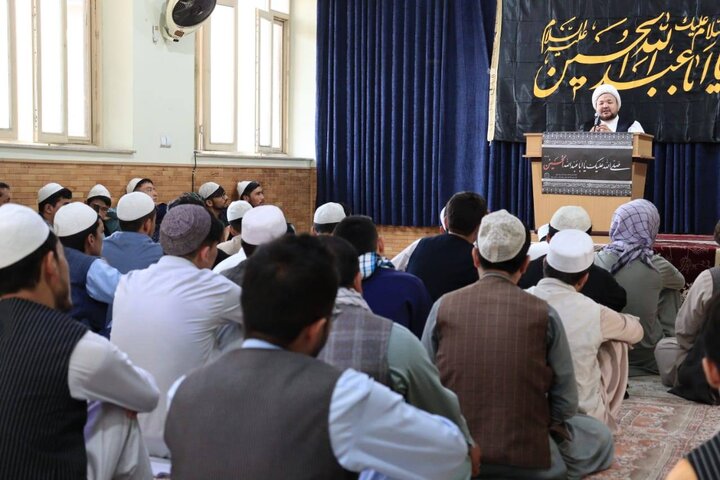 ی