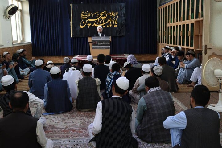 ی
