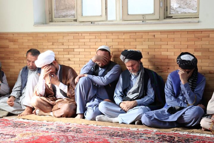 ی