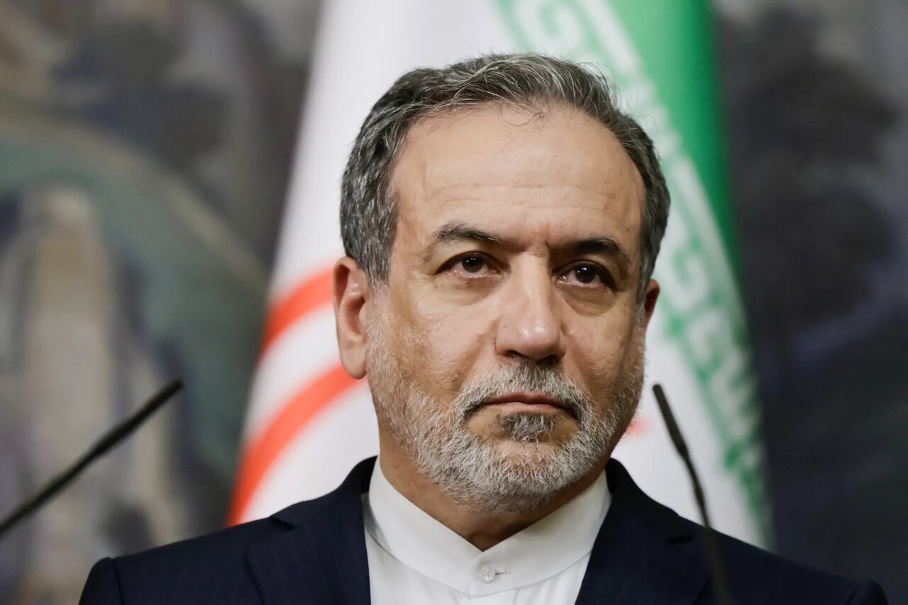Araghchi: Iran to not give up its nuclear enrichment program