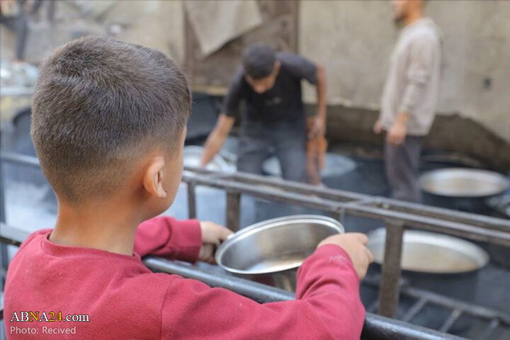 در محاصره نان، در حصار بی‌تفاوتی