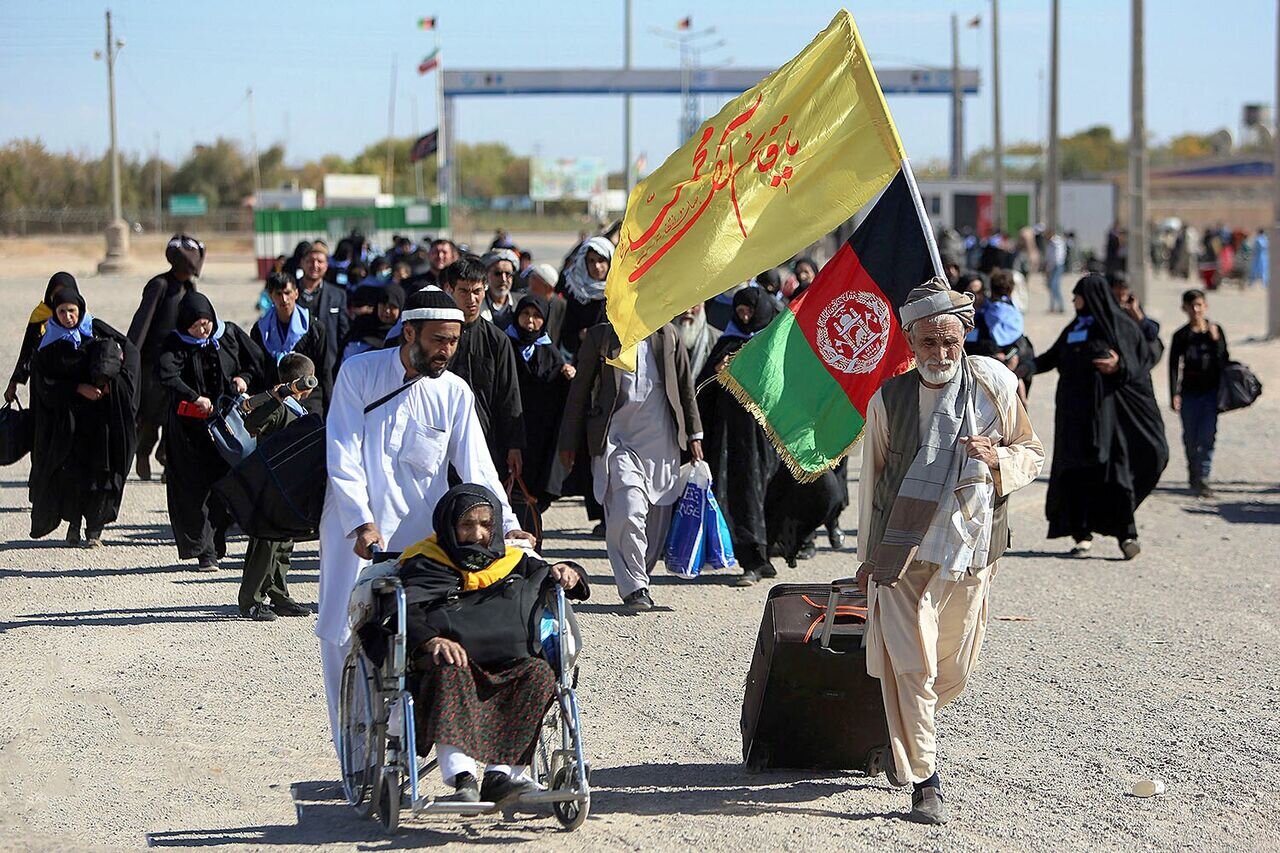 اطمینان دهی ایران از تسهیل زیارت اربعین برای مهاجرین مجاز افغانستان + ویدئو