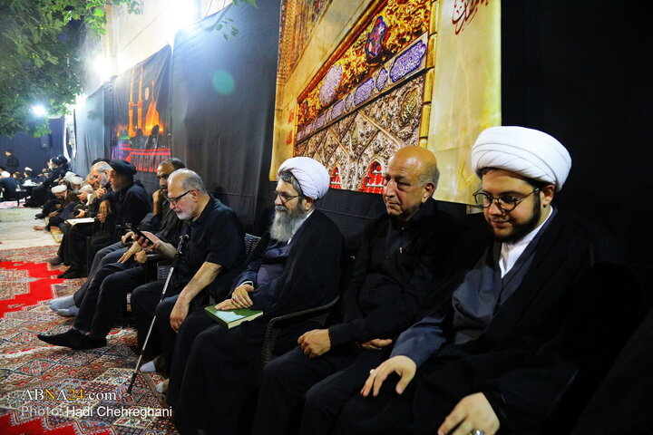 مراسم عزاداری دهه اول ماه صفر در بیت مرحوم آیت‌الله شاه آبادی