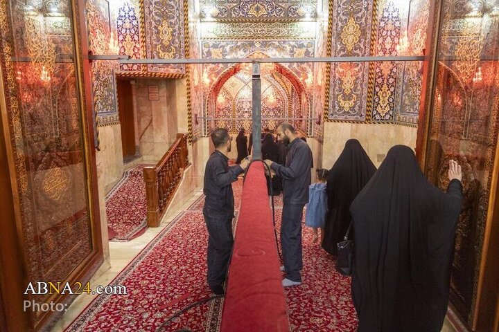 عکس خبری | آماده‌سازی ورودی‌های حرم مطهر حضرت ابوالفضل برای اربعین حسینی