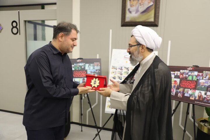 حجت‌الاسلام والمسلمین جواد مجتهد شبستری از خبرگزاری ابنا بازدید کرد