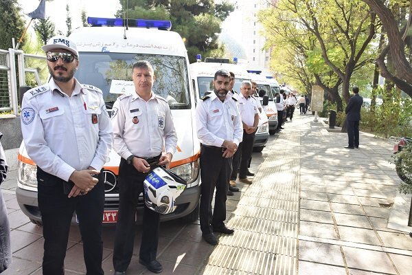 خدمت‌رسانی اربعینی اورژانس فارس در گرمای مرز چذابه