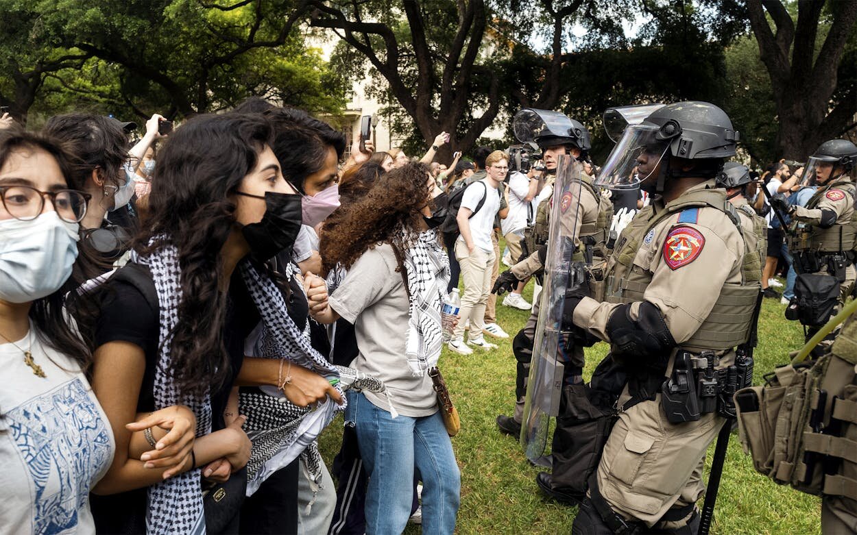 Analysis / Anti-Semitism Redefinition: An Instrument to Crack Down on Zionism Critics