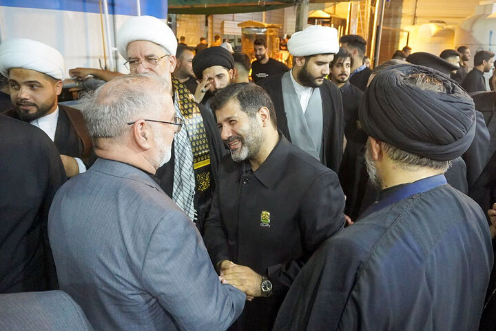 Razavi