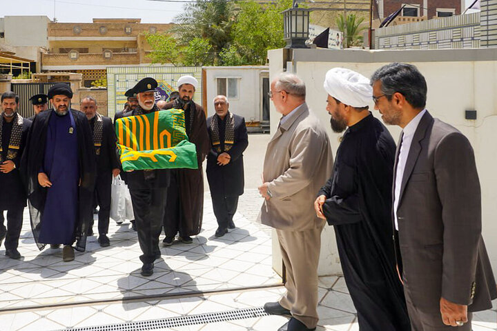 Razavi