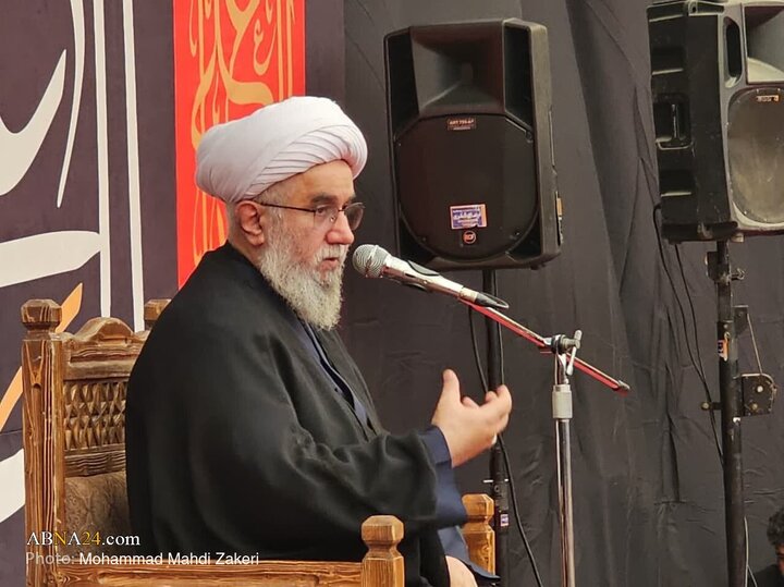 گزارش تصویری | حضور و سخنرانی دبیرکل مجمع جهانی اهل‌بیت(ع) در موکب محسنین در کربلا