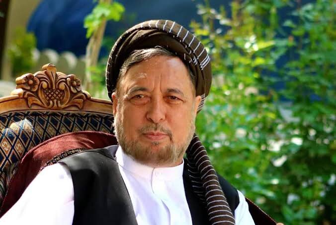 واکنش حاجی محقق سیاست‌مدار شیعه افغانستانی به اظهارات خلیل‌زاد: او مسبب اصلی فاجعه کنونی کشور است