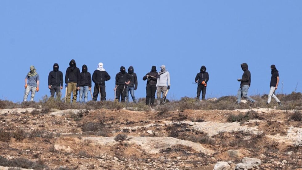 Extremist Jewish settlers attack Palestinian village in northeast of Ramallah