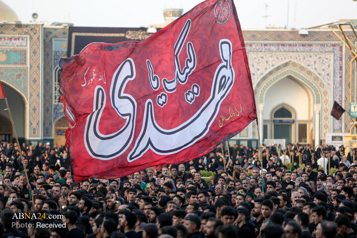 مراسم چهارپایه خوانی در حرم مطهر رضوی