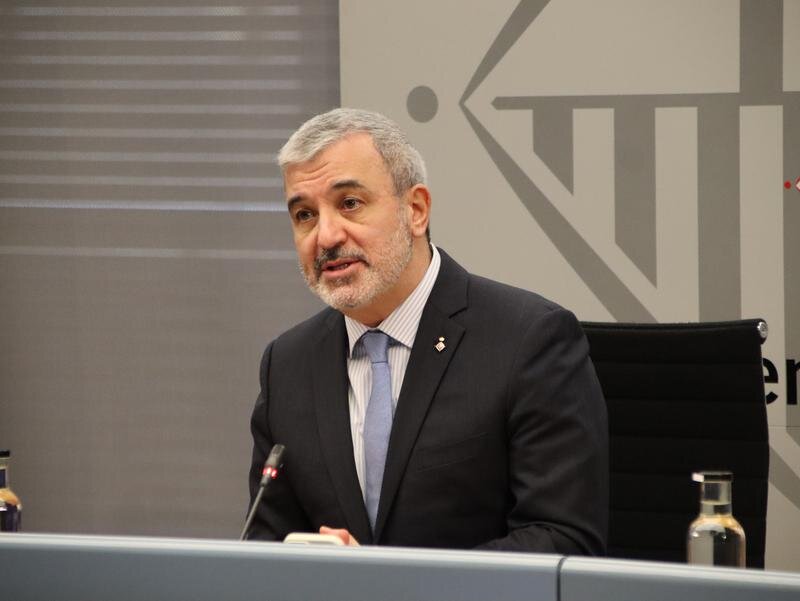 Tel Aviv denies entry to Barcelona mayor over support for Israel boycott