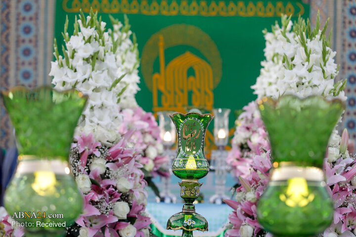 آیین تعویض پرچم حرم امام رضا علیه‌السلام در آستانه ماه ربیع‌الاول