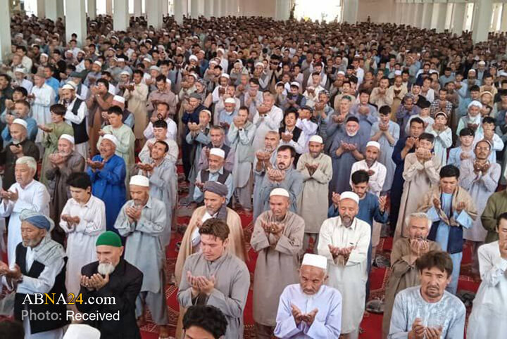 اقامه نماز جمعه در غرب کابل به امامت استاد نورعلی فهیمی