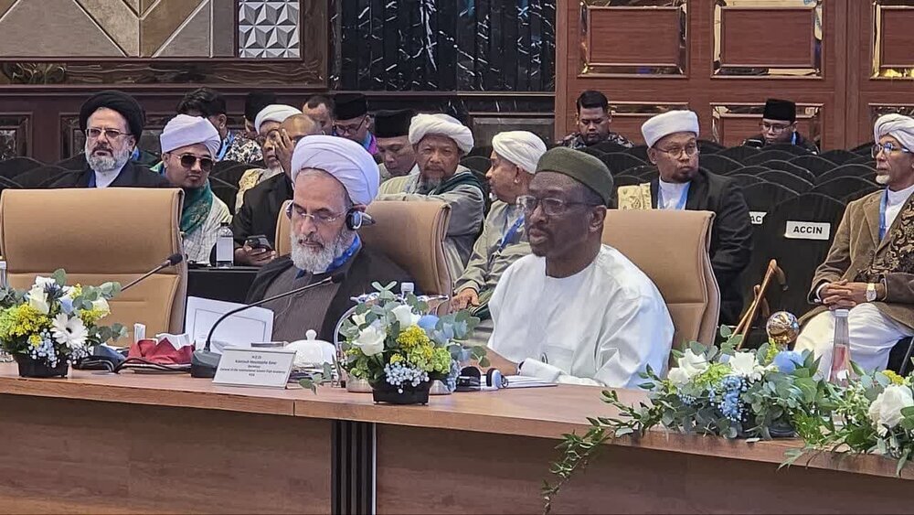 Director of Iran's Seminaries attends global conference of religious leaders in Malaysia