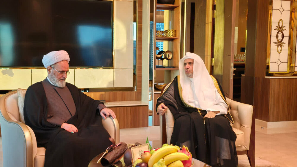 Islamic World League Chief, Director of Iran’s Seminaries call for unity among Muslim nations