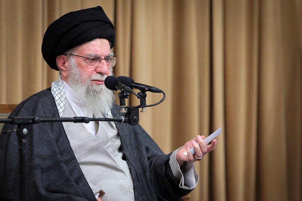 ویدیو | رهبر انقلاب: عامل وحدت ملت ایران همچنان باقی است