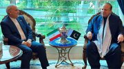 Supreme Leader Ayatollah Khamenei’s Personality is Very Inspiring, Says Former Pakistan PM