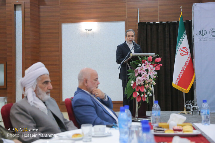 هم‌اندیشی مسئولان وزارت امور خارجه با میهمانان سی‌ونهمین کنفرانس وحدت اسلامی
