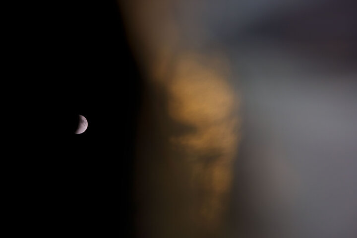 Photos: Beautiful scenes of lunar eclipse above Imam Reza holy shrine