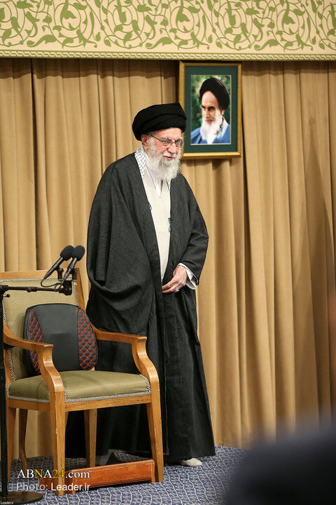 Leader