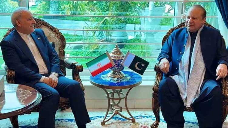 Supreme Leader Ayatollah Khamenei’s Personality is Very Inspiring, Says Former Pakistan PM