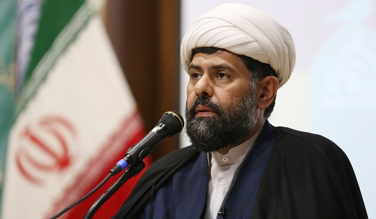 راه‌اندازی مراکز معارف ناب؛ نوآوری دینی برای نسل جوان با مشارکت ۲۵۰۰ استاد حوزه و دانشگاه