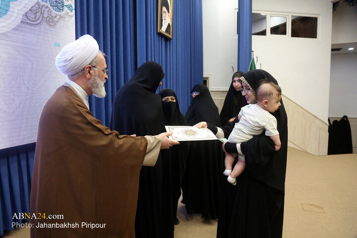 گزارش تصویری | آیین آغاز سال تحصیلی جامعة الزهرا (س) و حوزه علمیه خواهران