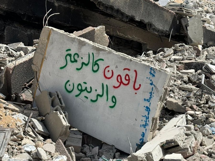 Over 900,000 Palestinians resist displacement in Gaza city