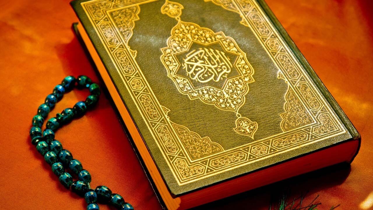 برگزیدگان نخستین دوره مسابقات قرآنی «زین الاصوات» تجلیل شدند