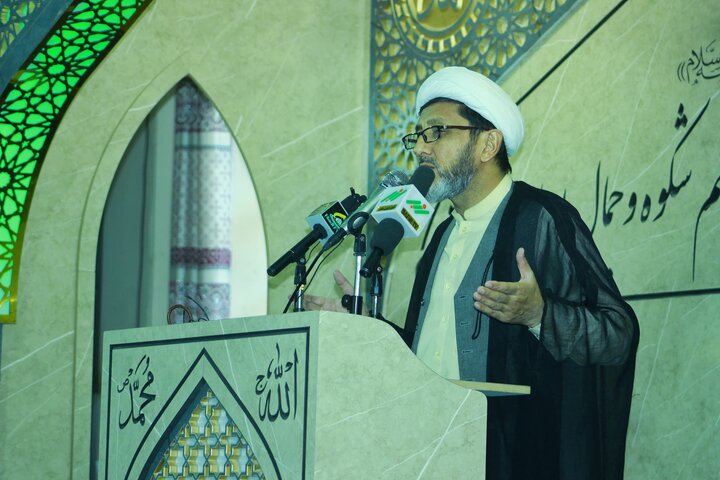 امام جمعه شیعیان مزار شریف: راه حل مبارزه با آمریکا تشکیل حکومت فراگیر در افغانستان است