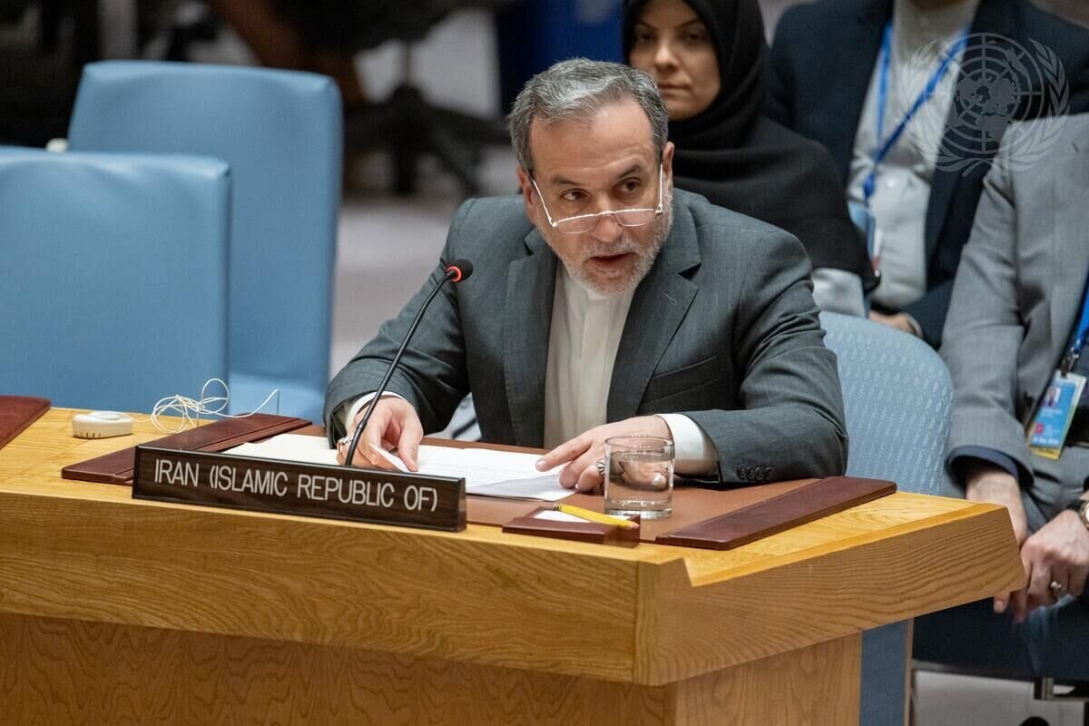 Iranian FM: US betrayed diplomacy, Europe destroyed it