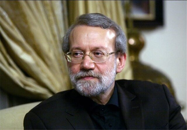 پیام تسلیت لاریجانی در پی درگذشت همسر آیت‌الله سیستانی