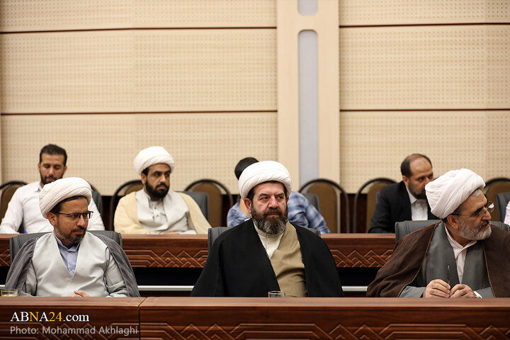 جلسه «اخلاق اداری» در مجمع جهانی اهل‌بیت(ع) با سخنرانی آیت‌الله رمضانی