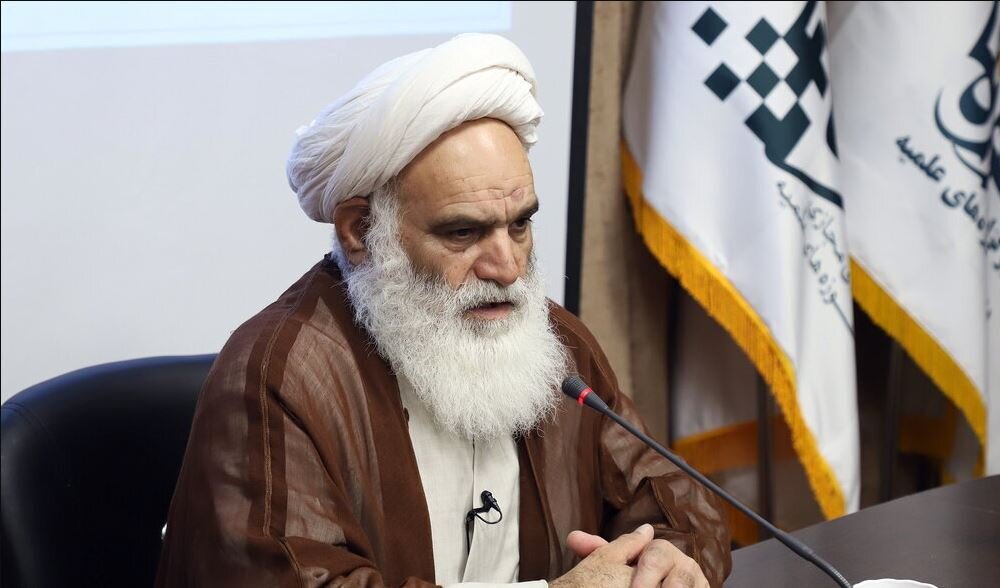 علّامه حسن‌زاده(ره)، خواجه نصیرالّدین زمان بود/ همایش بزرگداشت علّامه در قم برگزار می‌شود