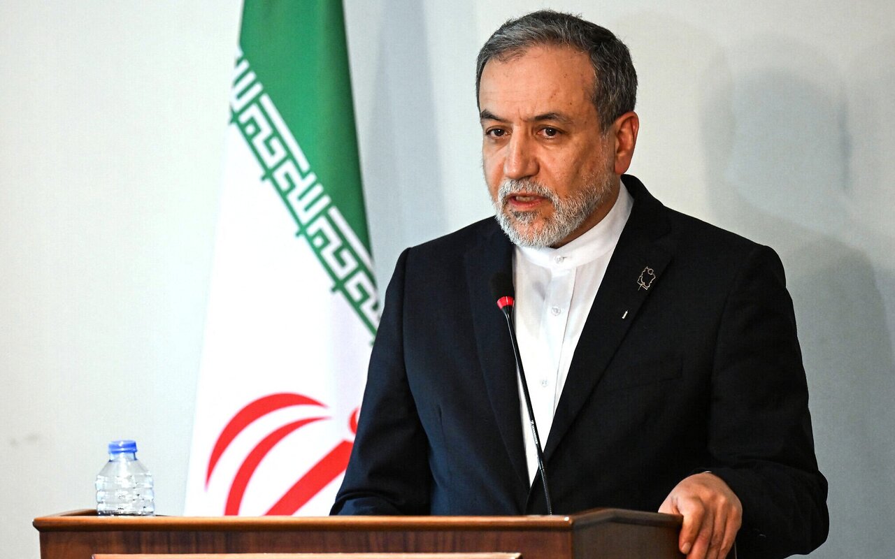 Iranian FM warns against Israel's expansionism, WMDs