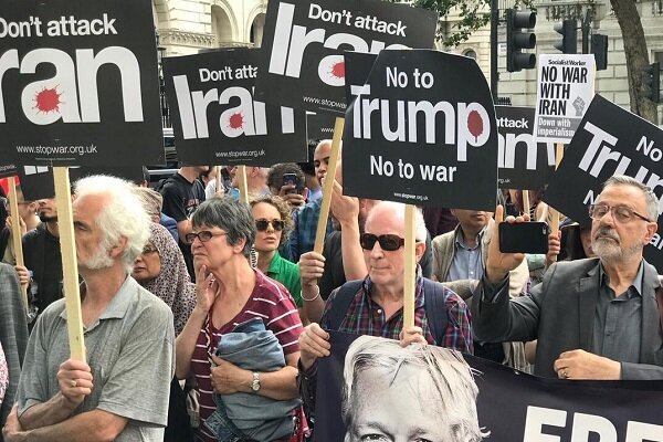میلیون‌ها آمریکایی در اعتراض به سیاست‌های ترامپ به خیابان‌ها می‌آیند