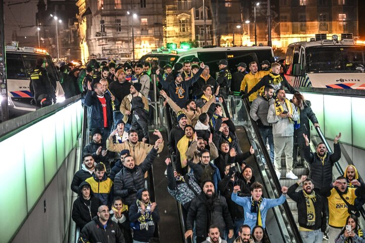 جنجال‌سازی مقامات بریتانیا پس از رسمی شدن ممنوعیت حضور هواداران صهیونیست در دیدار لیگ اروپا