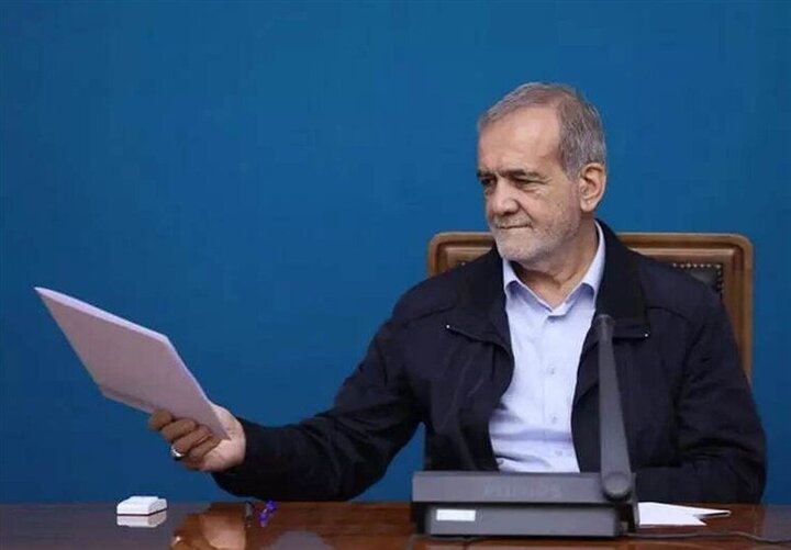 نامه نسل Z به رئیس‌جمهور؛ درخواست اجرای قاطع بازنشستگی مدیران برای گشودن میدان به جوانان