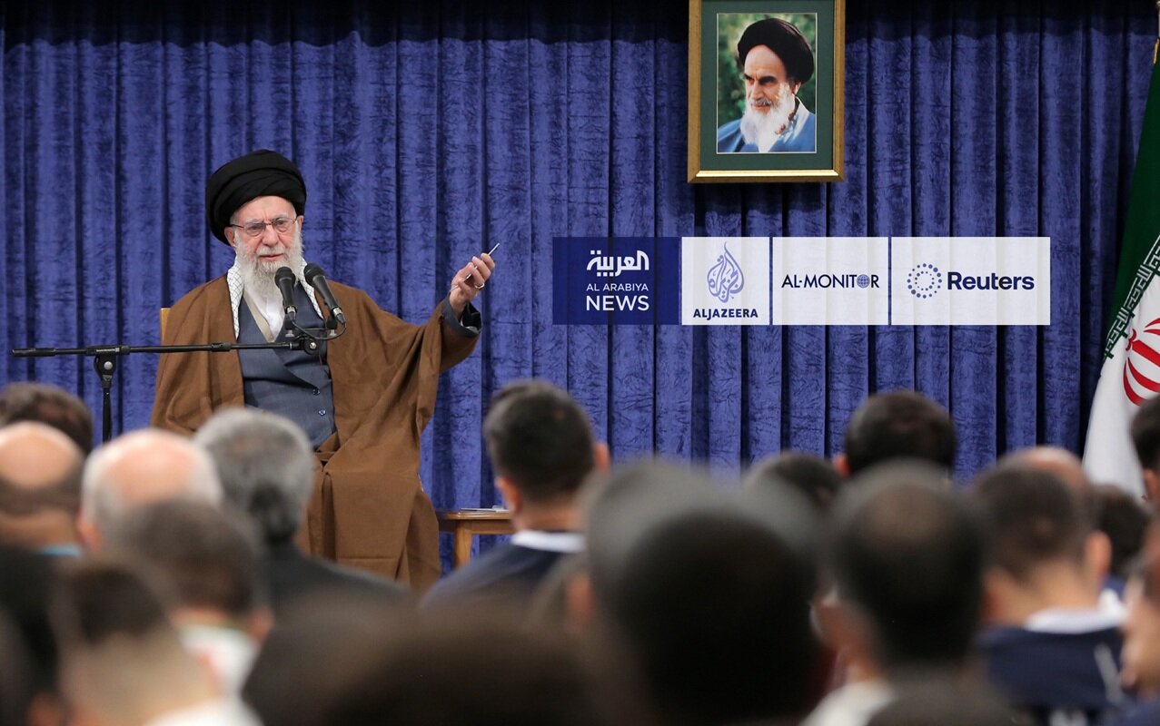 بازتاب گسترده بیانات رهبر انقلاب در رسانه‌های جهان؛ »رهبر ایران، خطاب به ترامپ گفت که به خیال‌پردازی ادامه دهد!«