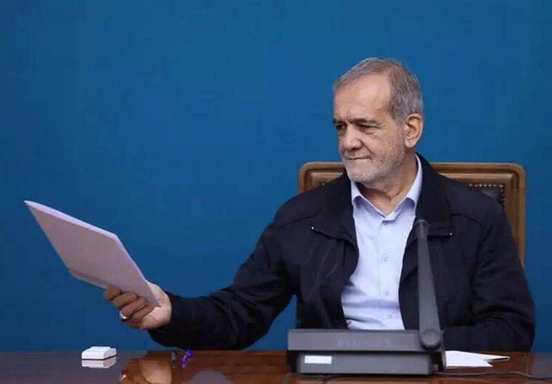 نامه نسل Z به رئیس‌جمهور؛ درخواست اجرای قاطع بازنشستگی مدیران برای گشودن میدان به جوانان